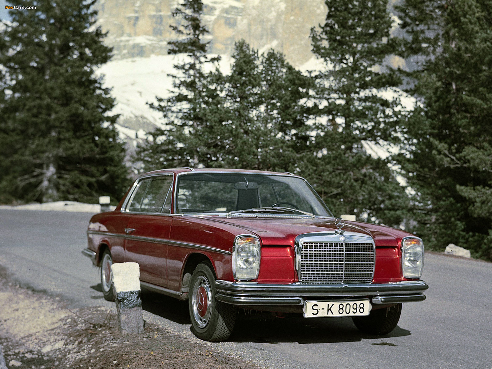 Mercedes-Benz 250 C 2.8 (W114) 1969–73 photos (1600 x 1200)
