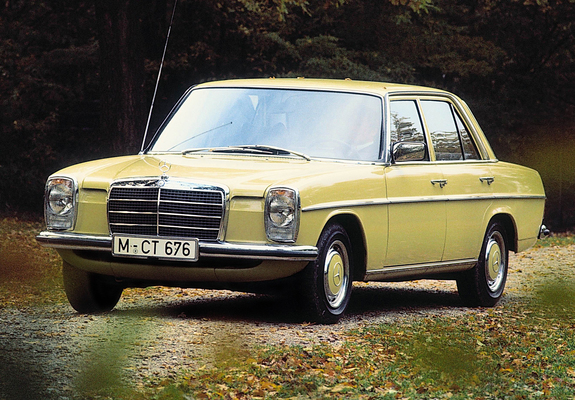 ixo MODELS メルセデス・ベンツ W115 240Dリムジン 1974 Mercedes-Benz 240 D Limousine 1974 IXO [CLC034] | eBay
