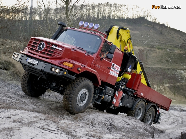 Images of Mercedes-Benz Zetros 2733 2008 (640 x 480)