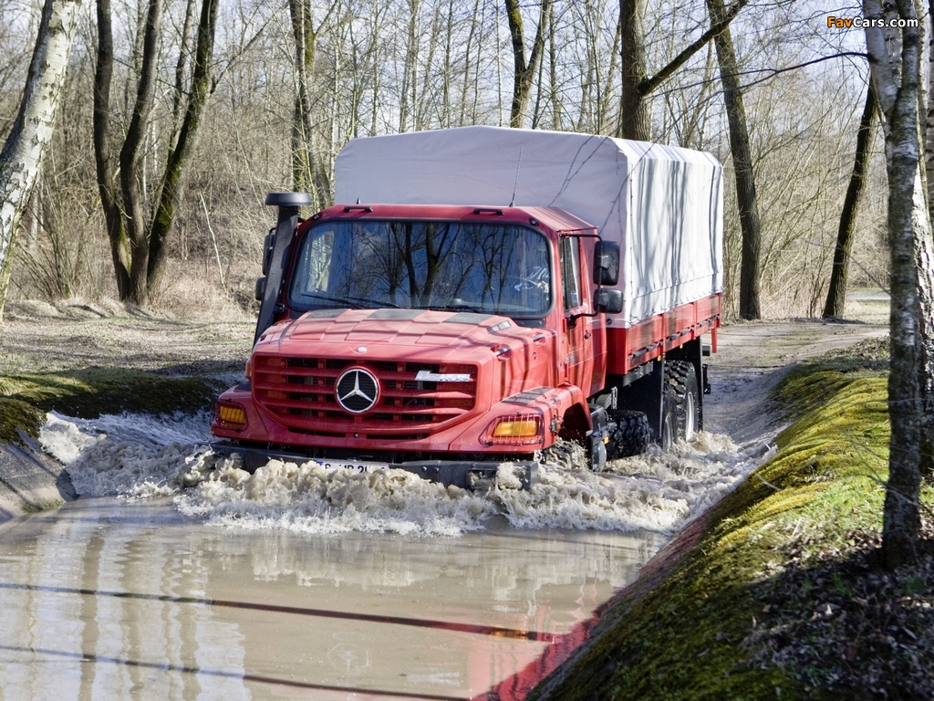 Images of Mercedes-Benz Zetros 2733 2008 (1024 x 768)