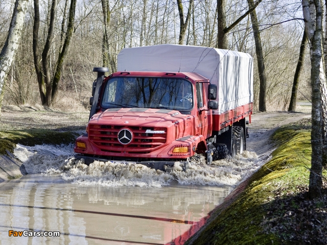 Images of Mercedes-Benz Zetros 2733 2008 (640 x 480)