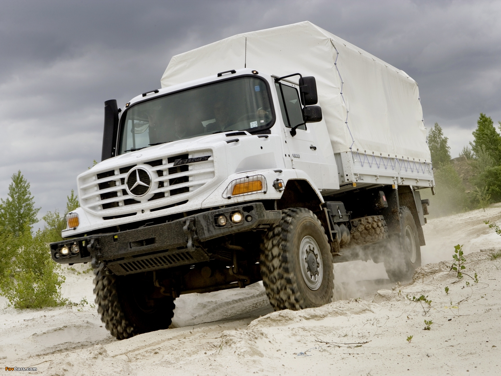 Mercedes-Benz Zetros 1833 2008 images (1600 x 1200)