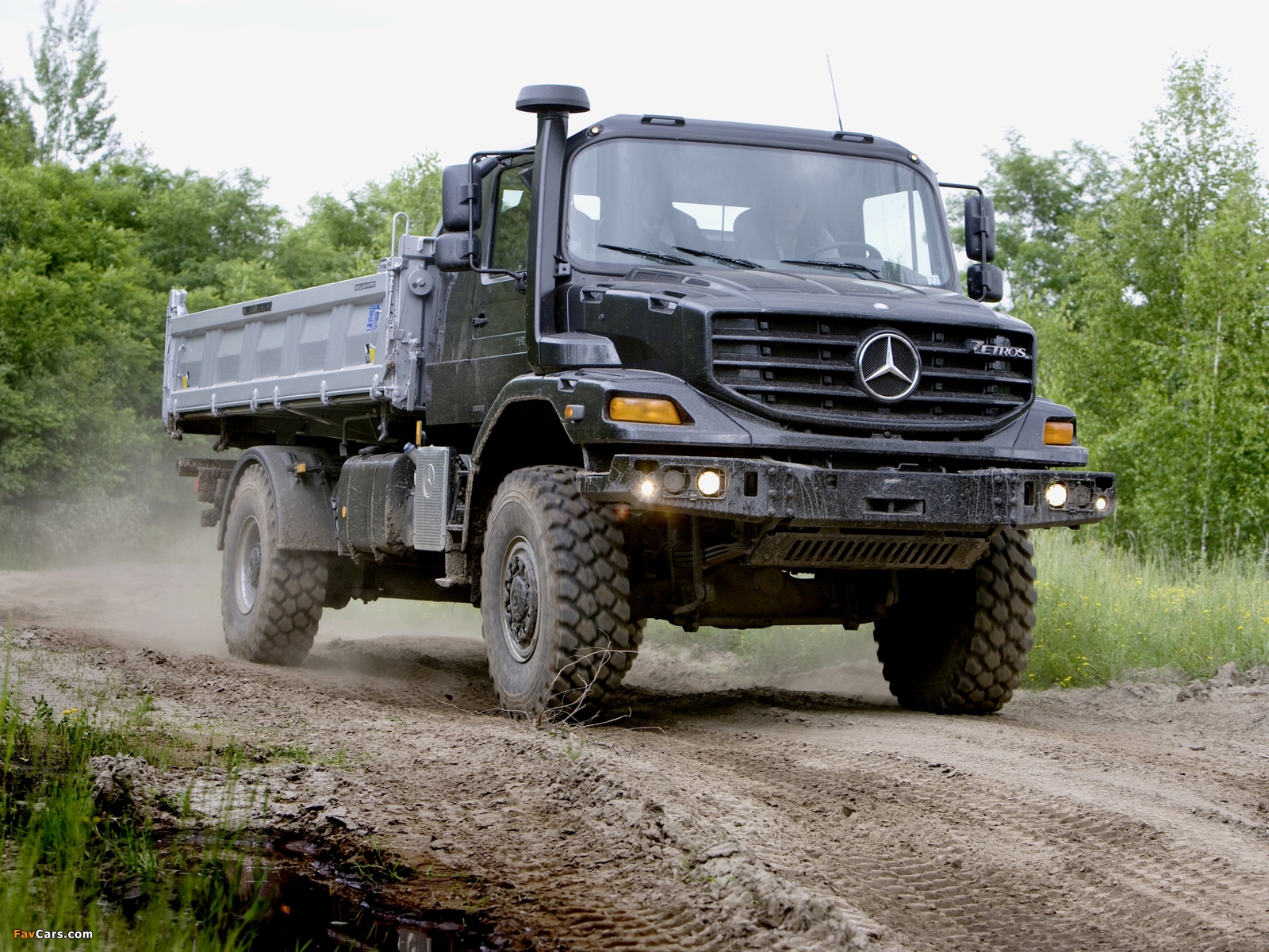 Mercedes-Benz Zetros 1833 2008 images (1600 x 1200)