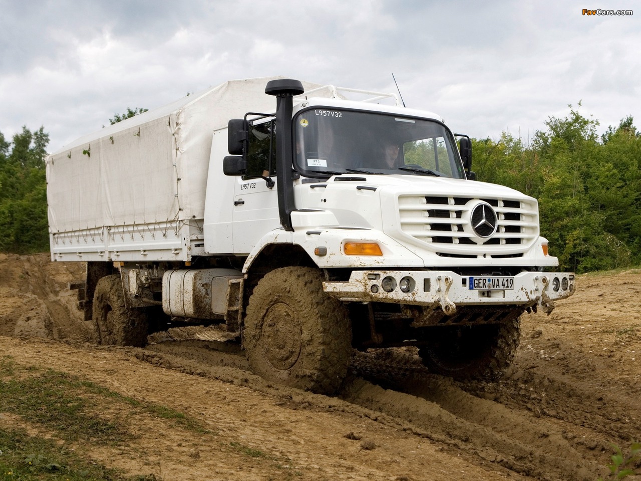 Mercedes-Benz Zetros 1833 2008 images (1280 x 960)