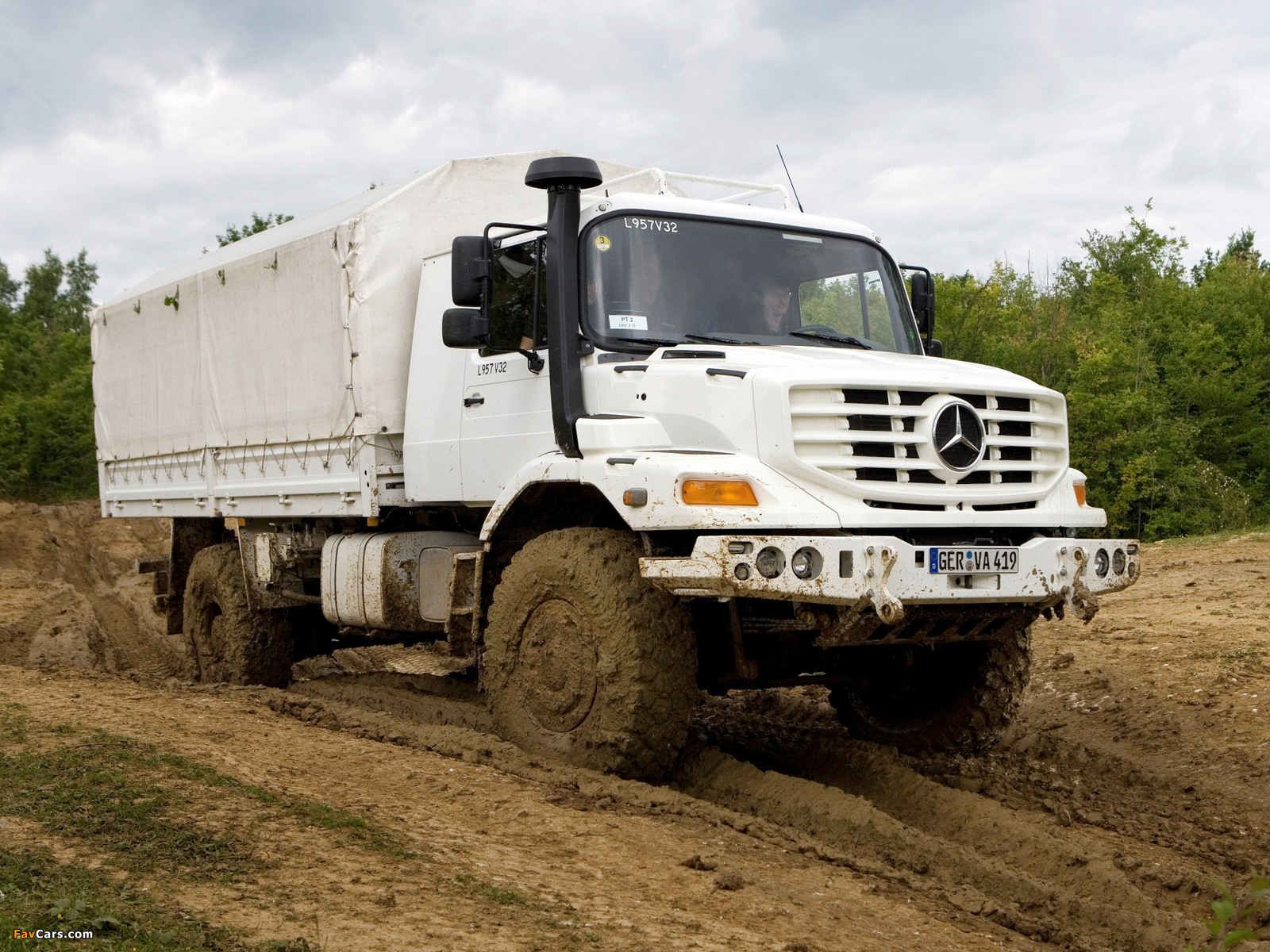 Mercedes-Benz Zetros 1833 2008 images (1600 x 1200)