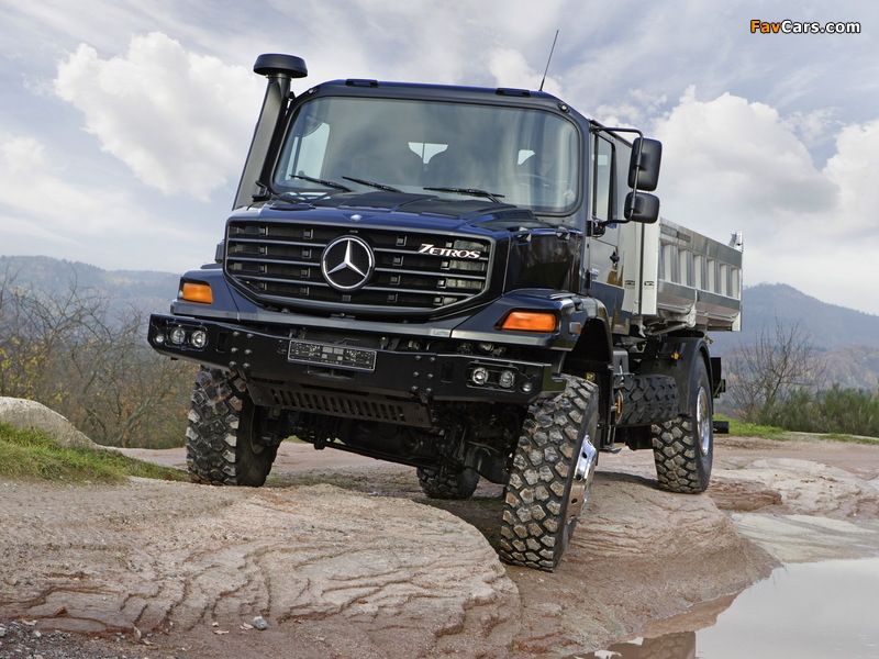 Photos of Mercedes-Benz Zetros 1833 2008 (800 x 600)