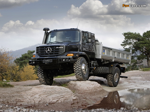 Photos of Mercedes-Benz Zetros 1833 2008 (640 x 480)