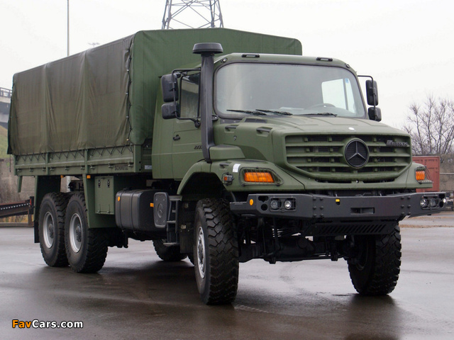 Pictures of Mercedes-Benz Zetros 2733 Military Truck 2008 (640 x 480)