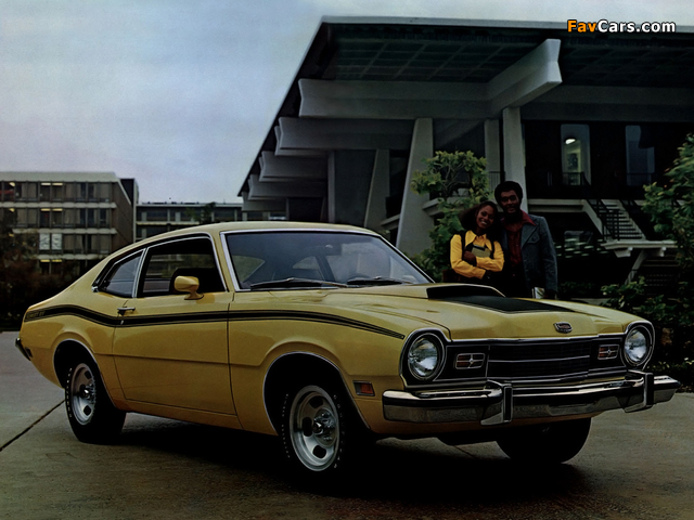 Photos of Mercury Comet GT 2-door Sedan 1973 (640 x 480)