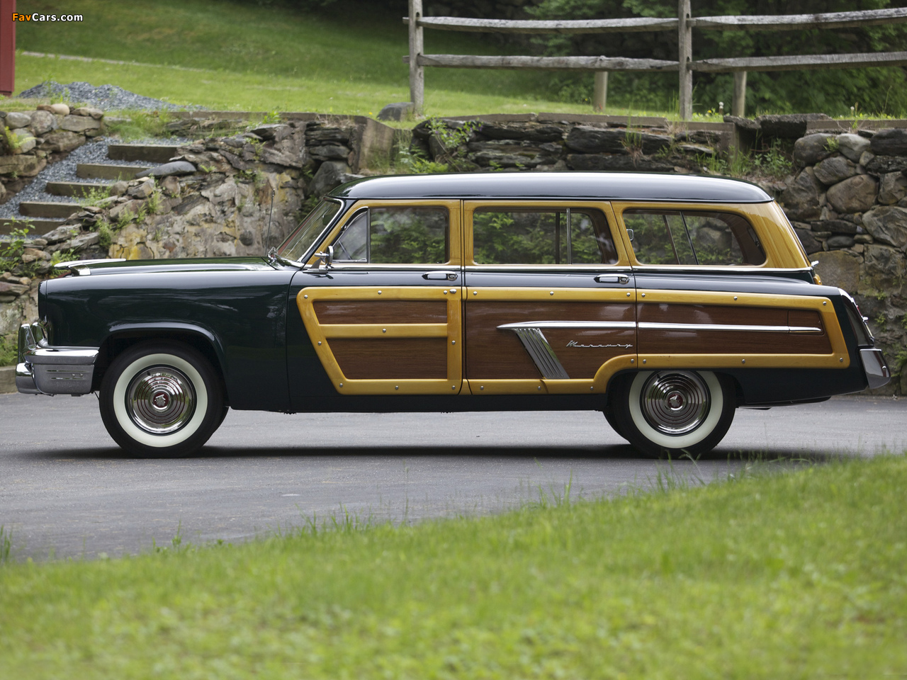 Photos of Mercury Custom Station Wagon 1952 (1280 x 960)