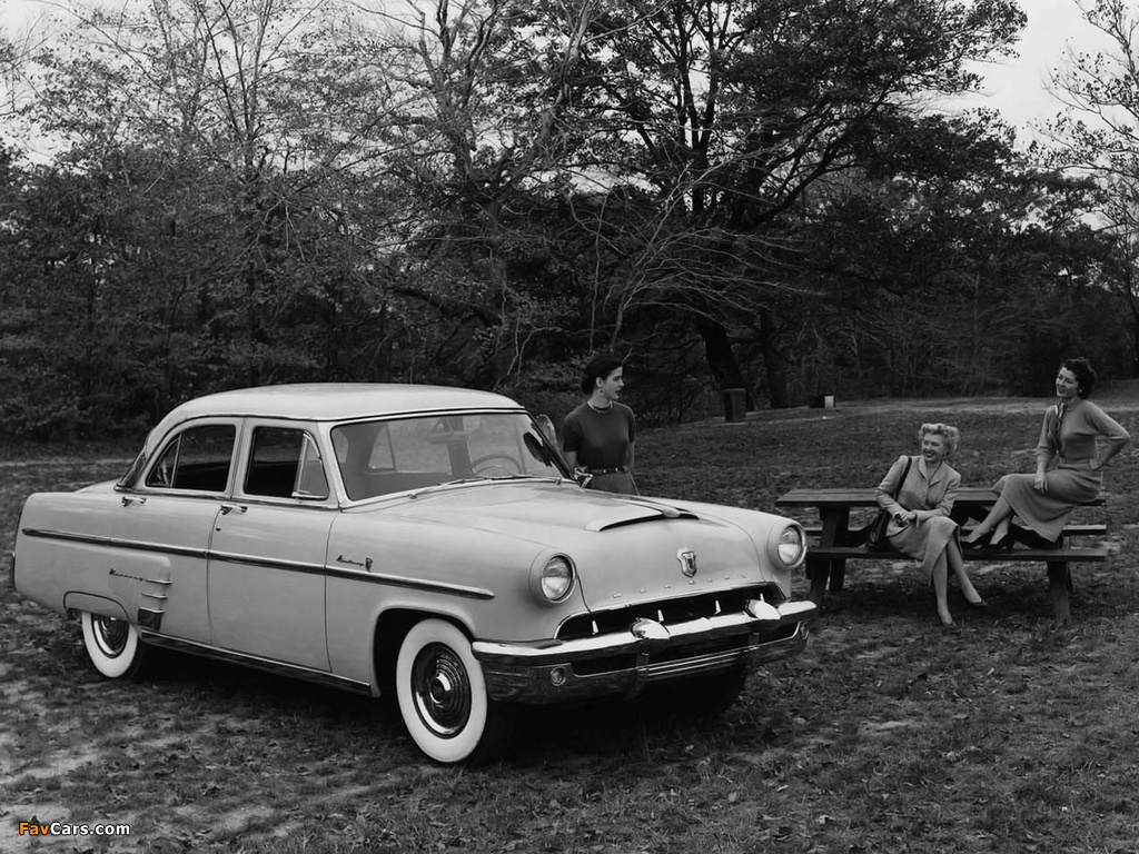 Pictures of Mercury Custom 4-dr Sedan 1953 (1024 x 768)