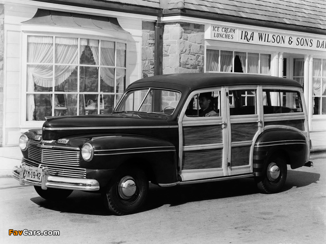 Images of Mercury Eight Station Wagon (29A-79) 1942 (640 x 480)