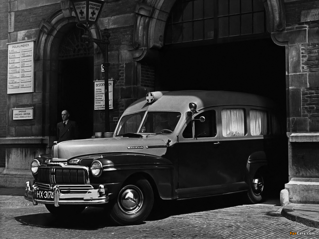 Images of Mercury Eight Ambulance (79M) 1947 (1280 x 960)