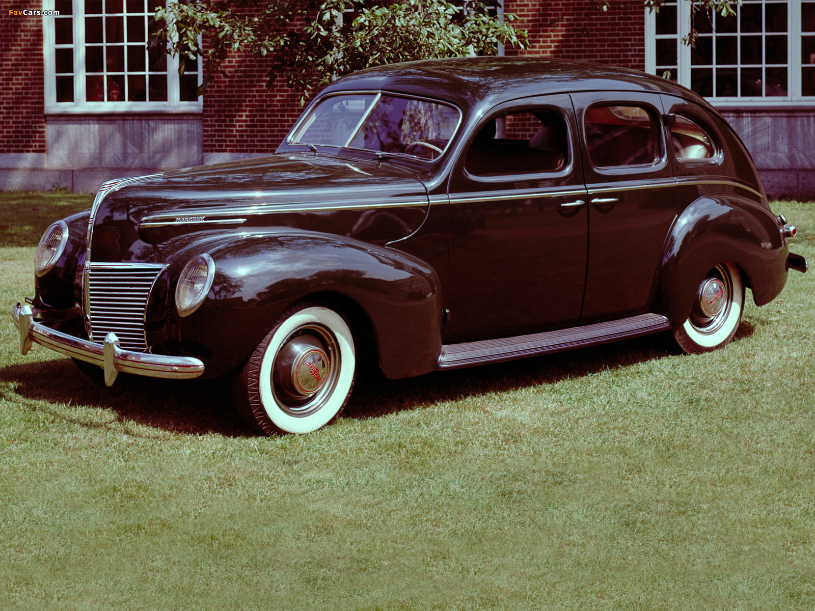 Mercury Eight 4-door Sedan 1939 wallpapers (1600 x 1200)