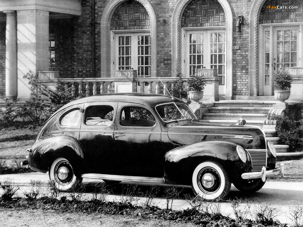 Mercury Eight 4-door Sedan 1939 wallpapers (1024 x 768)