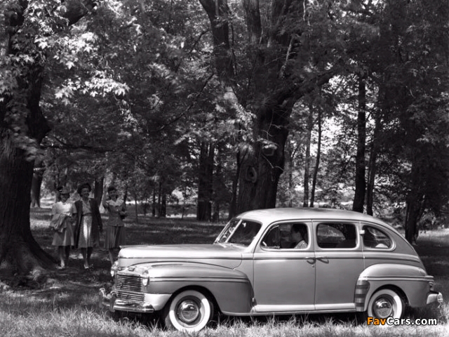 Mercury Eight Town Sedan (29A) 1942 photos (640 x 480)