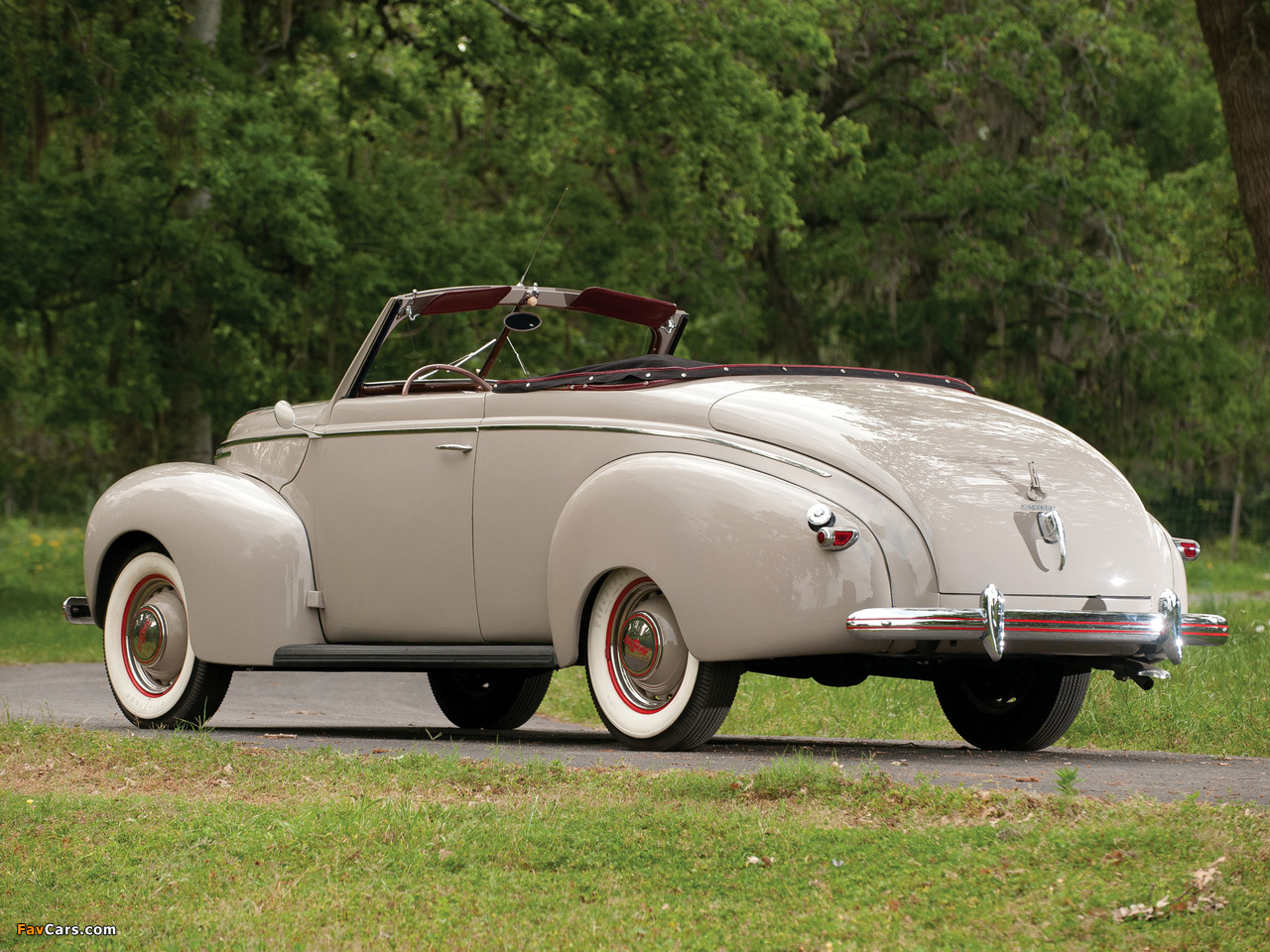 Mercury Eight Convertible (99A) 1939 wallpapers (1280 x 960)