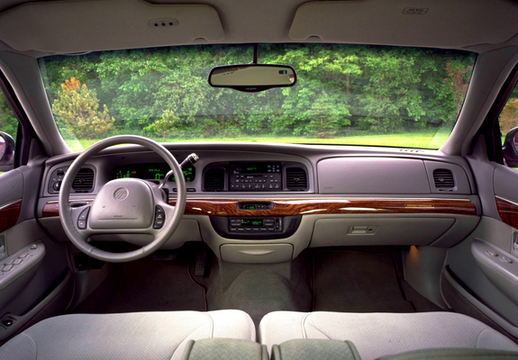 Mercury Grand Marquis 1998–2003 images
