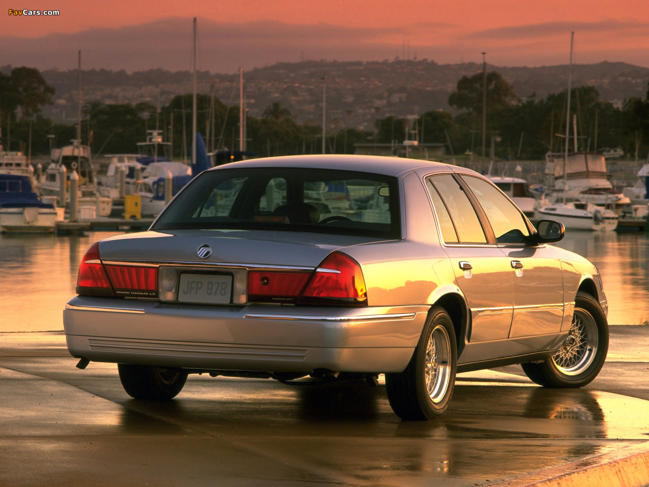 Mercury Grand Marquis 1998–2003 wallpapers (1280 x 960)