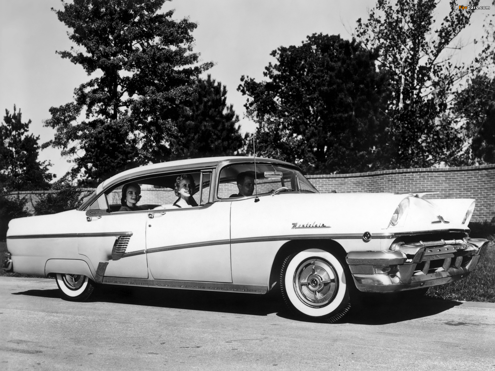 Photos of Mercury Montclair Phaeton Sedan (57A) 1956 (1600 x 1200)
