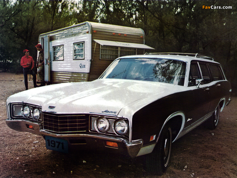 Images of Mercury Montego MX Villager Station Wagon 1971 (800 x 600)