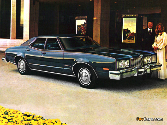 Mercury Montego MX Brougham Pillared Hardtop Sedan (53K) 1976 wallpapers (640 x 480)
