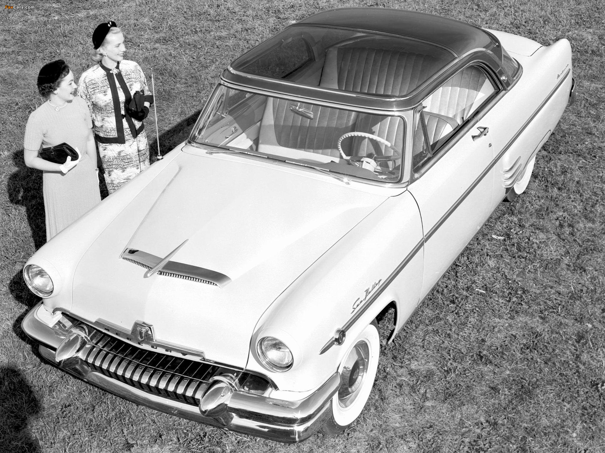 Images of Mercury Monterey Sun Valley Hardtop Coupe (60F) 1954 (2048 x 1536)