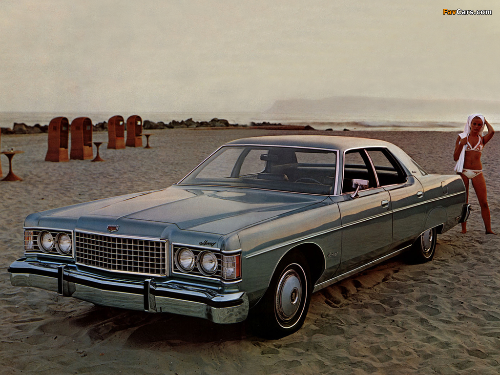 Photos of Mercury Monterey Custom Pillared Hardtop Sedan 1973 (1024 x 768)