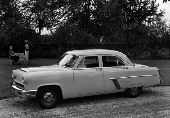 Pictures of Mercury Monterey Sedan 1952