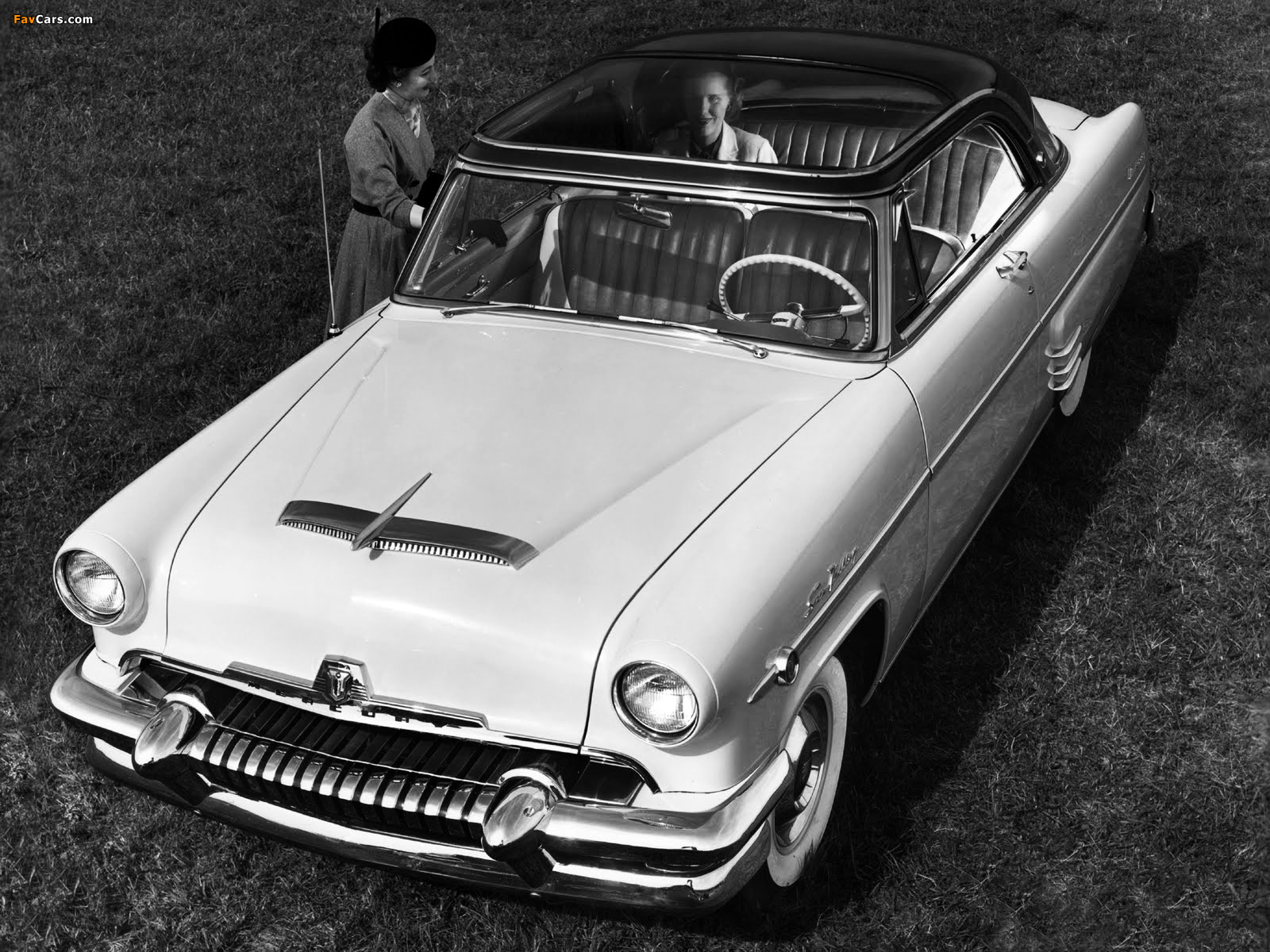 Pictures of Mercury Monterey Sun Valley Hardtop Coupe (60F) 1954 (1600 x 1200)