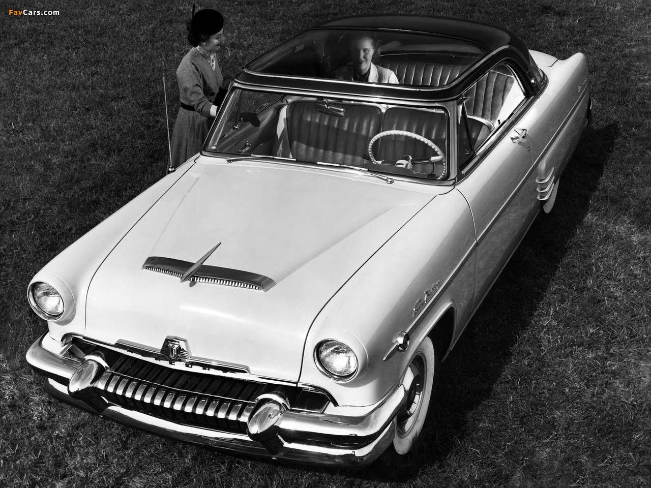 Pictures of Mercury Monterey Sun Valley Hardtop Coupe (60F) 1954 (1280 x 960)