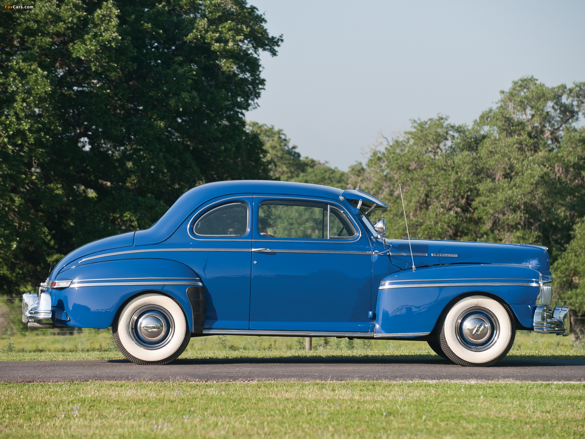 Mercury Sedan Coupe (79M-72) 1947 photos (2048 x 1536)