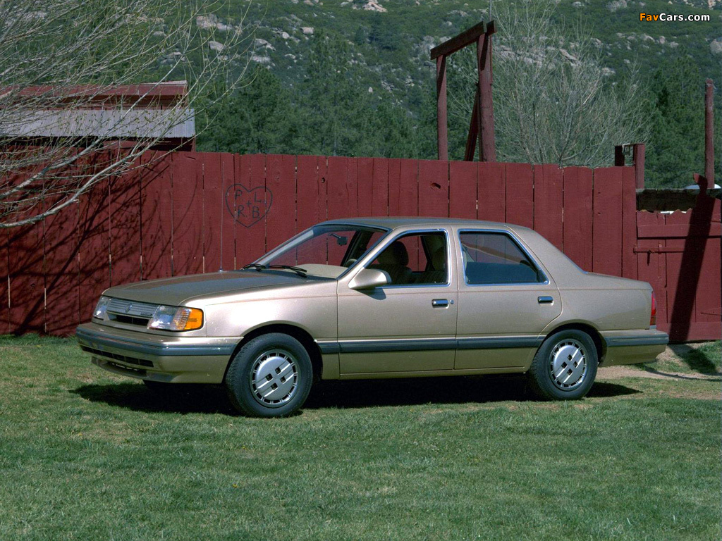 Photos of Mercury Topaz Sedan 1988–94 (1024 x 768)