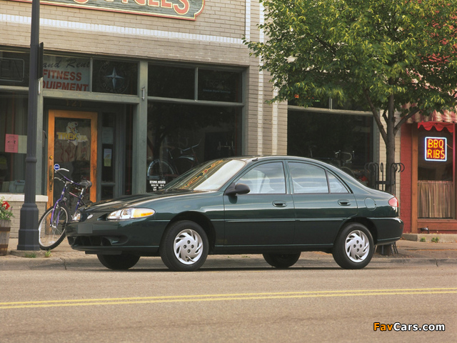 Mercury Tracer 1997–99 images (640 x 480)