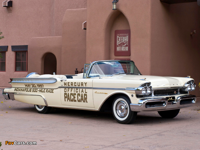 Mercury Turnpike Cruiser Convertible Indy 500 Pace Car (76S) 1957 wallpapers (640 x 480)