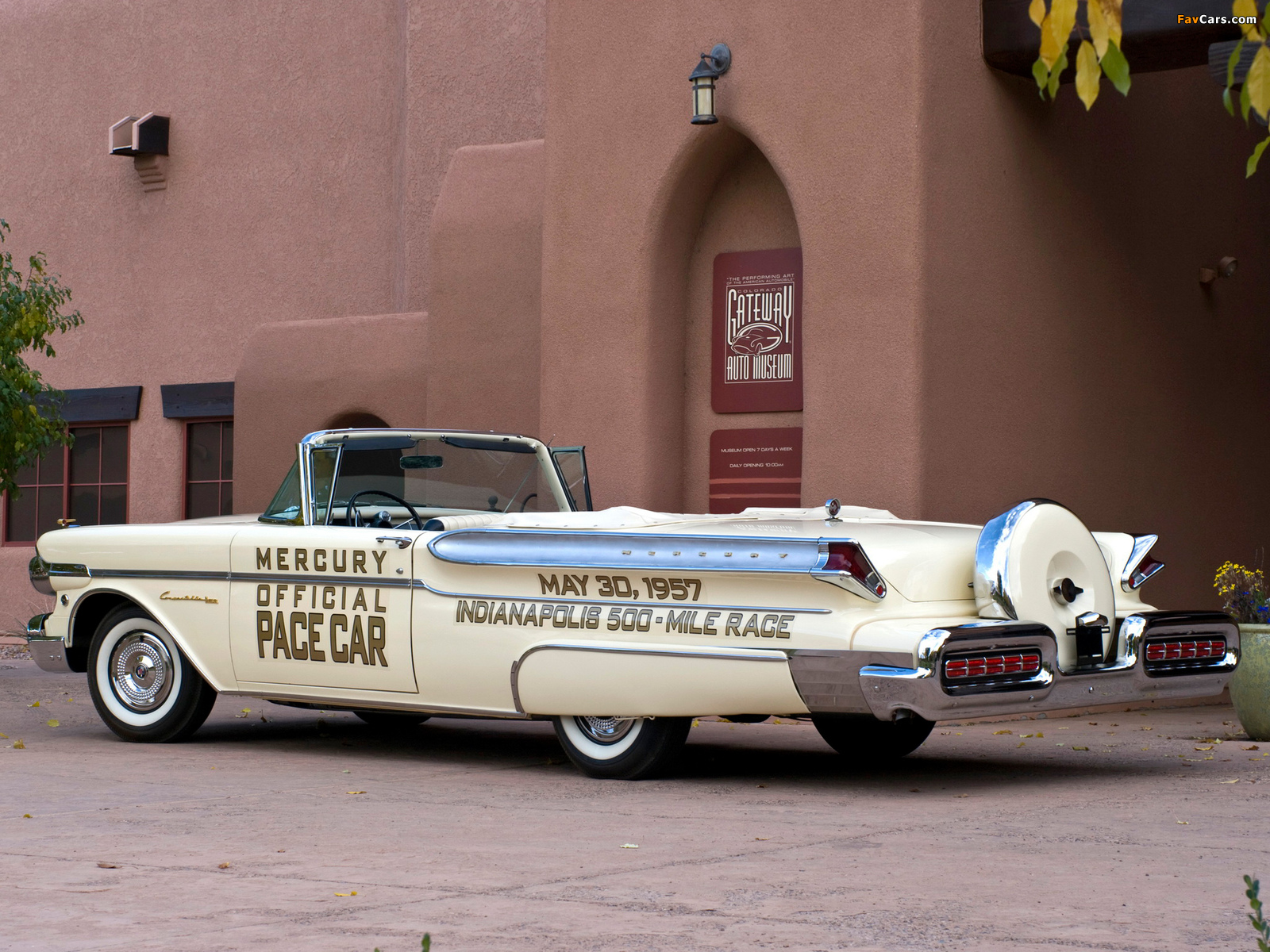 Mercury Turnpike Cruiser Convertible Indy 500 Pace Car (76S) 1957 wallpapers (1600 x 1200)