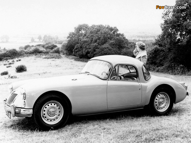 MGA Twin-Cam Coupe 1958–60 pictures (640 x 480)