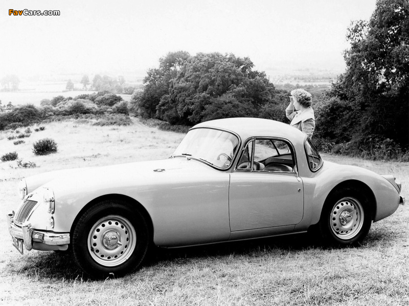 MGA Twin-Cam Coupe 1958–60 pictures (800 x 600)