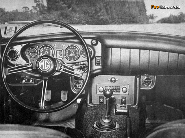 MGB Roadster EU-spec 1962–67 pictures (640 x 480)