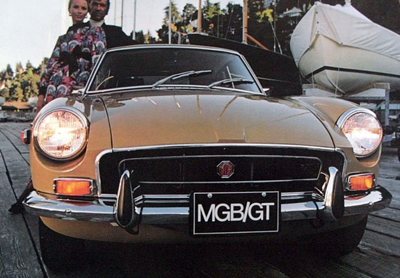 MGB GT US-spec 1970–72 photos