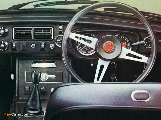 MGB GT 1973–75 wallpapers (640 x 480)