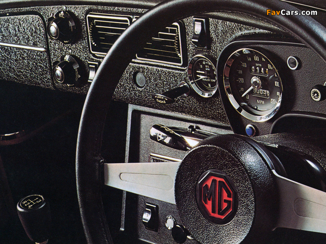 MGB GT 1975–80 images (640 x 480)