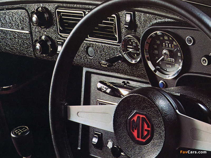 MGB GT 1975–80 images (800 x 600)