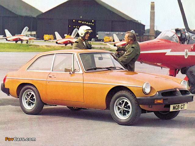 MGB GT 1975–80 photos (640 x 480)