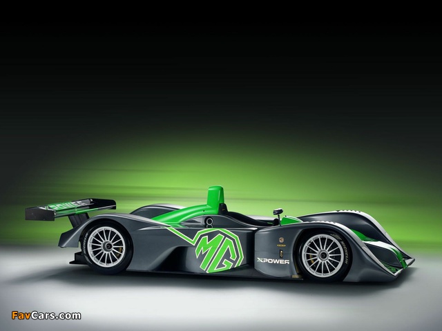 Lola MG EX257 2001 photos (640 x 480)