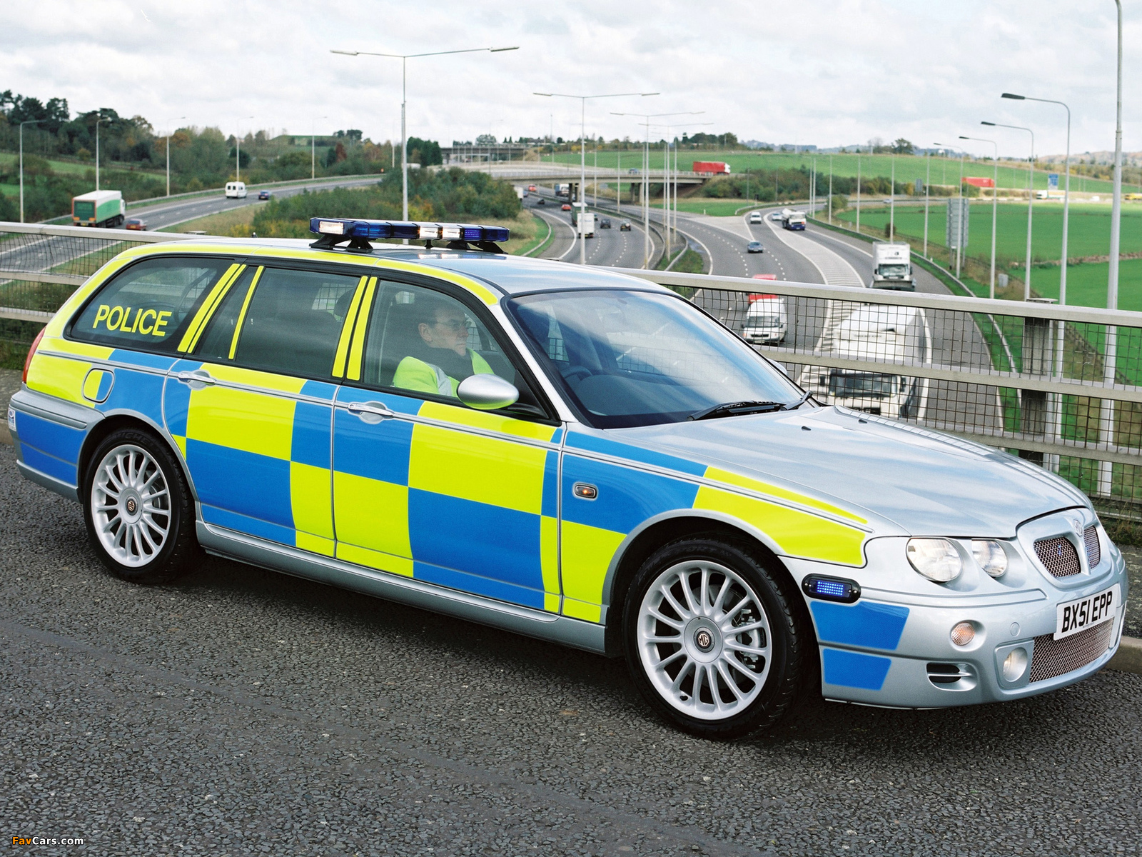 MG ZT-T Police 2001–03 wallpapers (1600 x 1200)