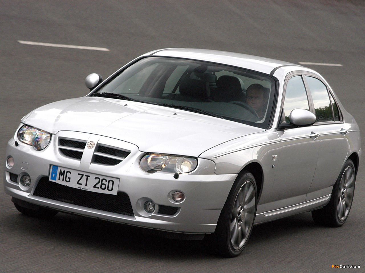 MG ZT 260 EU-spec 2004–05 photos (1280 x 960)