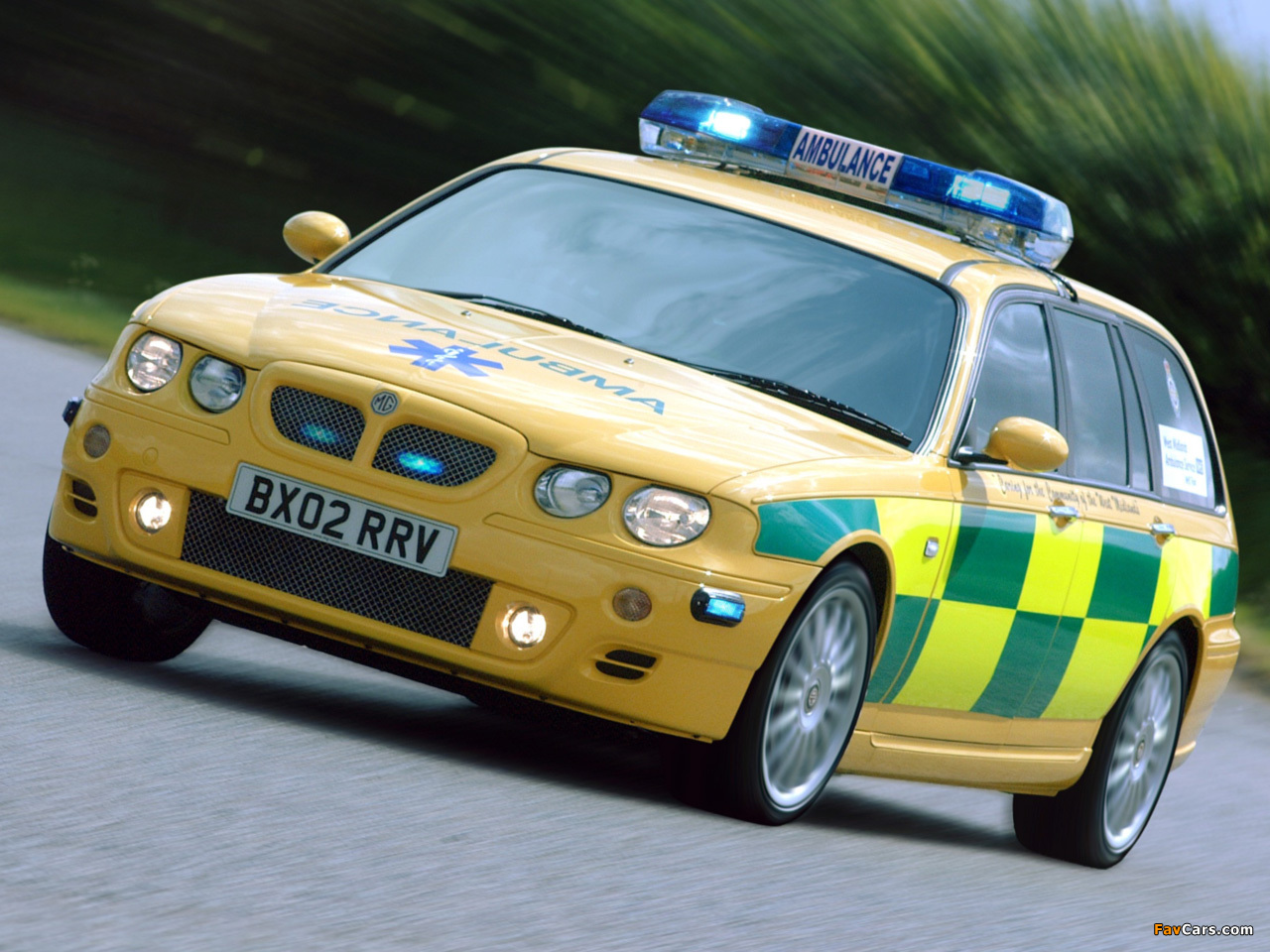 Photos of MG ZT-T Ambulance 2001–03 (1280 x 960)