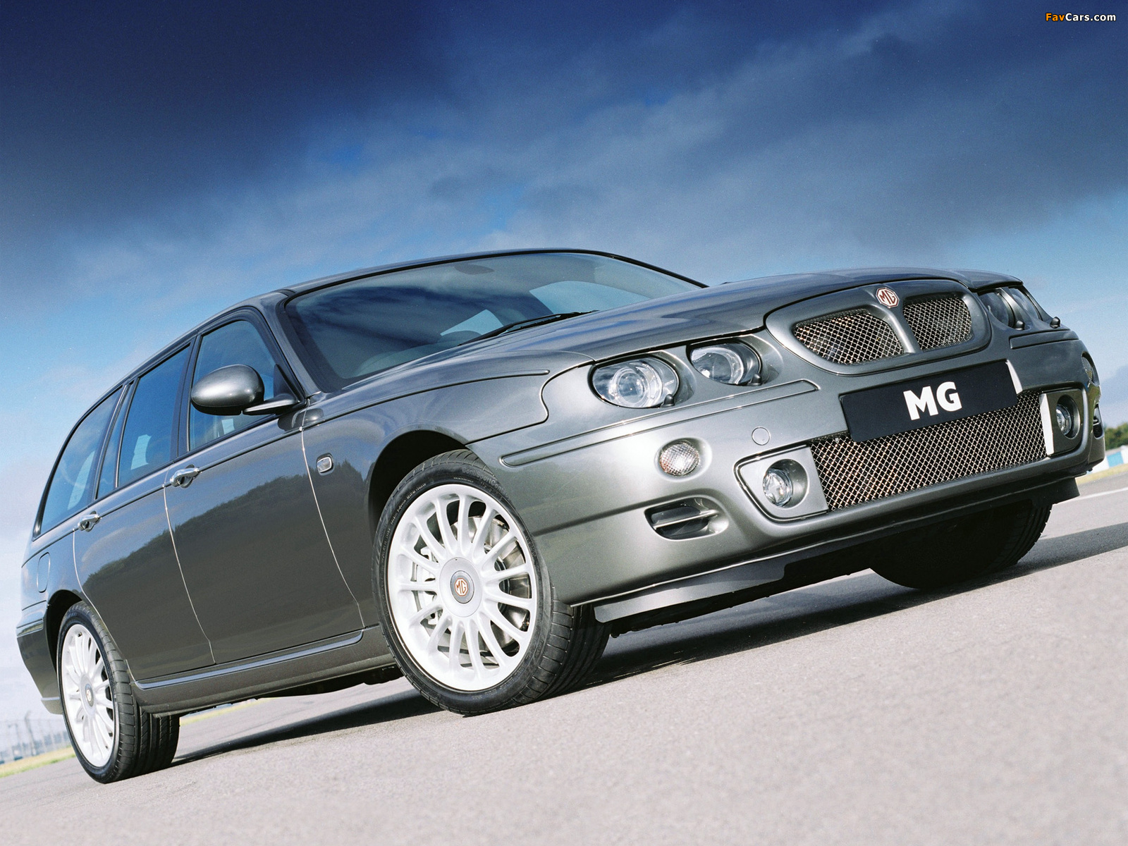 Pictures of MG ZT-T 260 2003 (1600 x 1200)