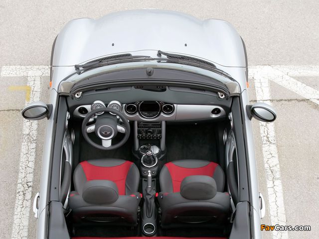 Images of Mini Cooper Cabrio (R52) 2004–08 (640 x 480)